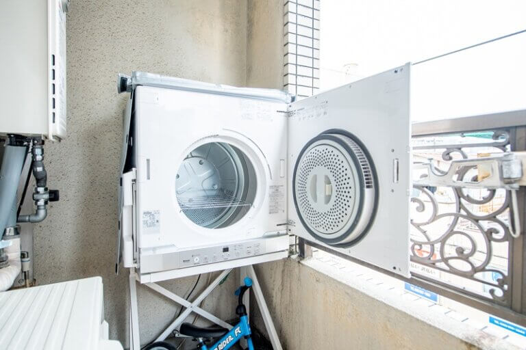 マンションベランダに乾太くんを設置した事例