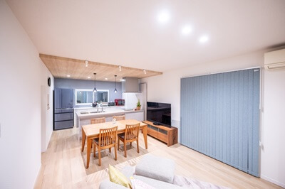 LDKキッチン全景